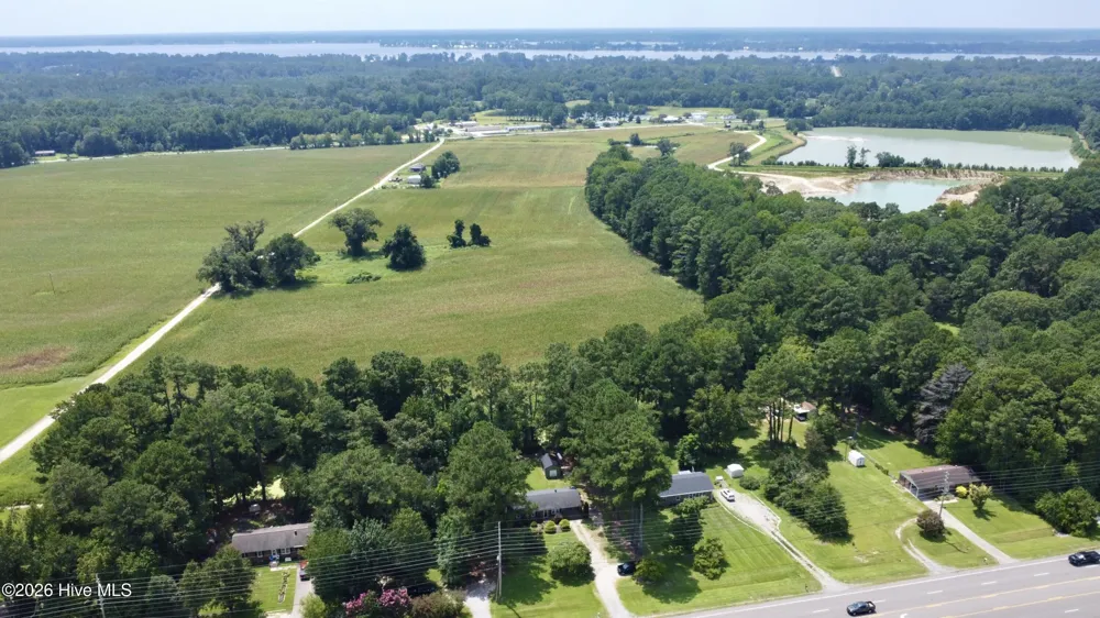 1811 John Small Avenue Washington, NC 27889