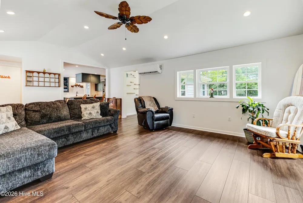 1851 Oakland Drive SW Ocean Isle Beach, NC 28469