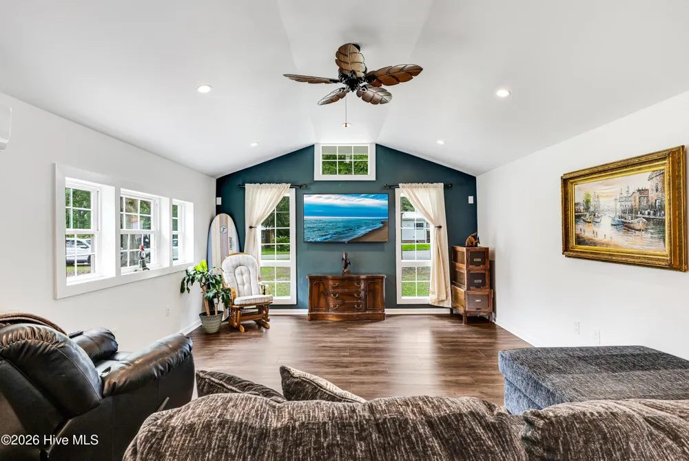 1851 Oakland Drive SW Ocean Isle Beach, NC 28469