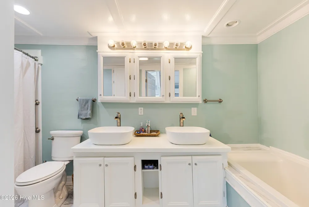 1851 Oakland Drive SW Ocean Isle Beach, NC 28469