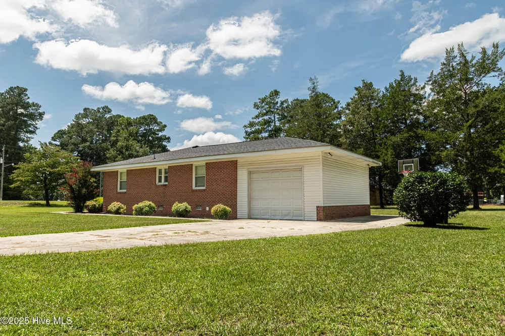 6778 Albert Street Dublin, NC 28332