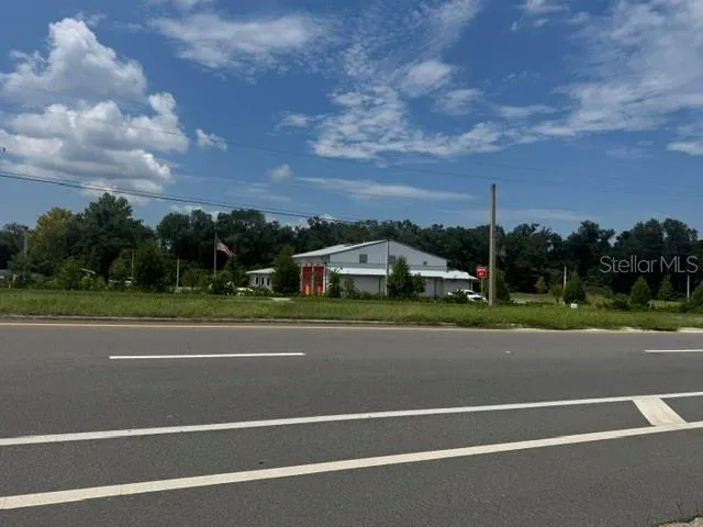 18011 US HWY 301 Citra, FL 32113