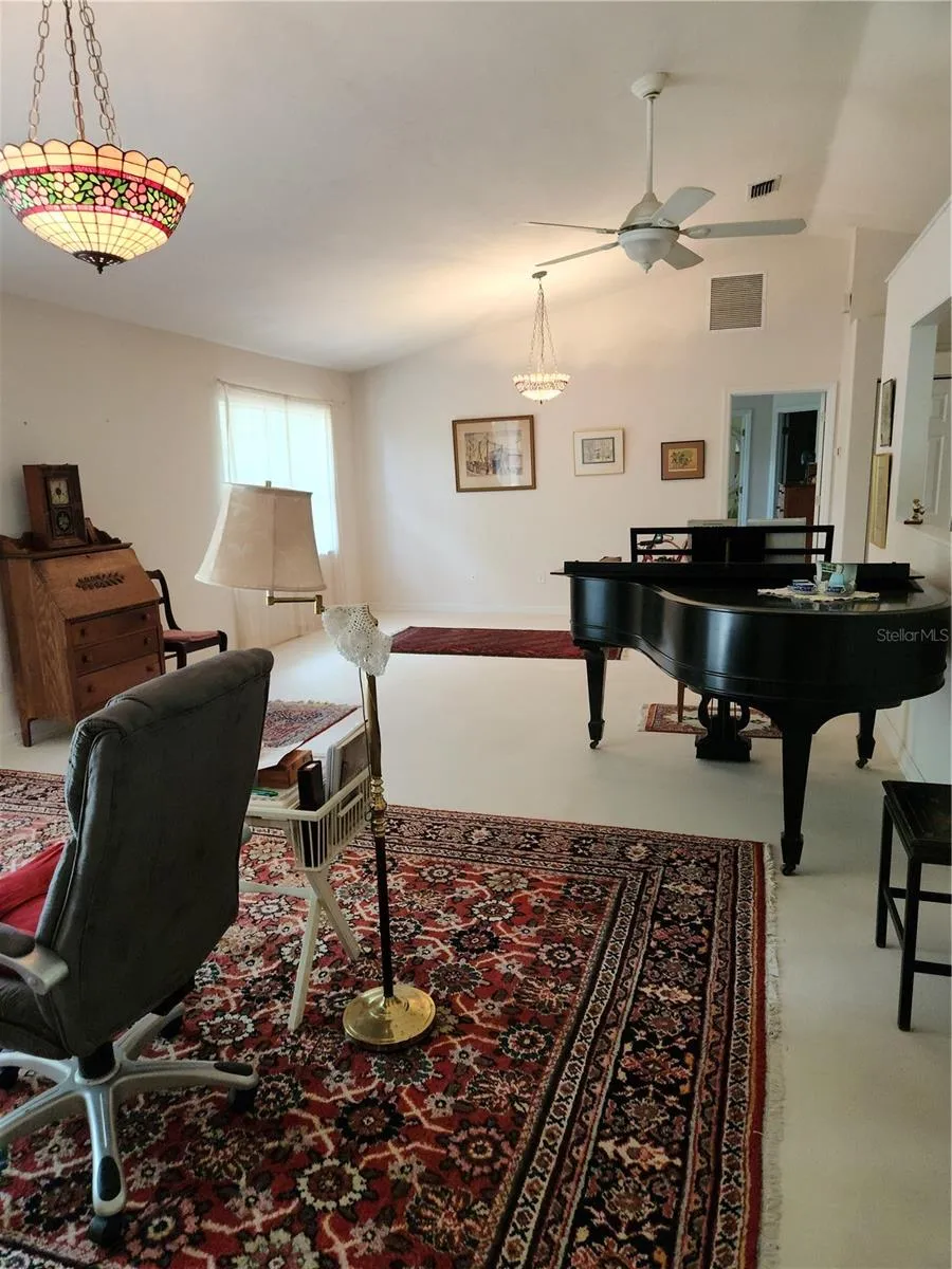 5333 NW 32ND LANE Gainesville, FL 32606