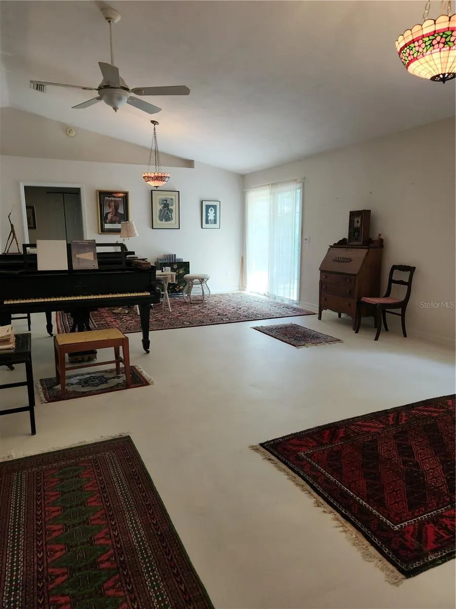 5333 NW 32ND LANE Gainesville, FL 32606