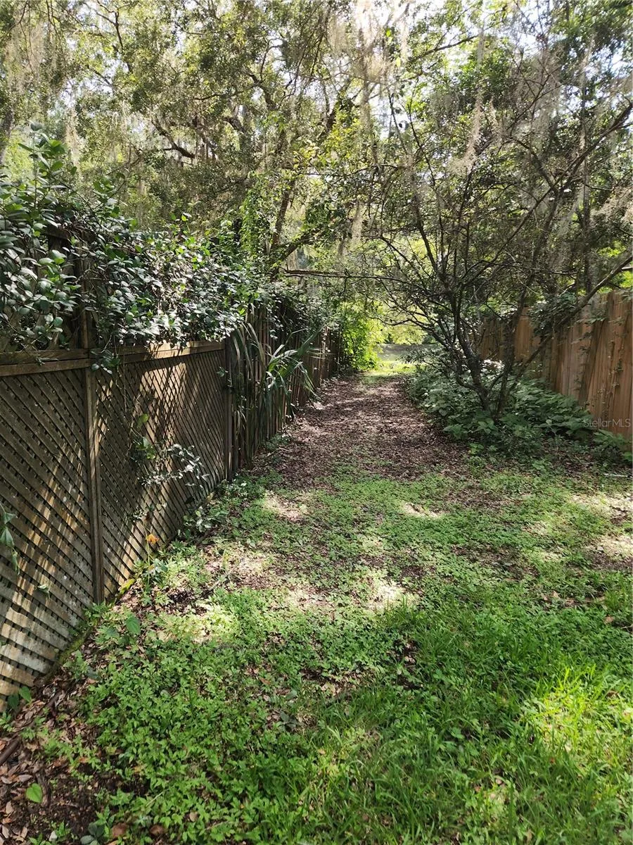 5333 NW 32ND LANE Gainesville, FL 32606