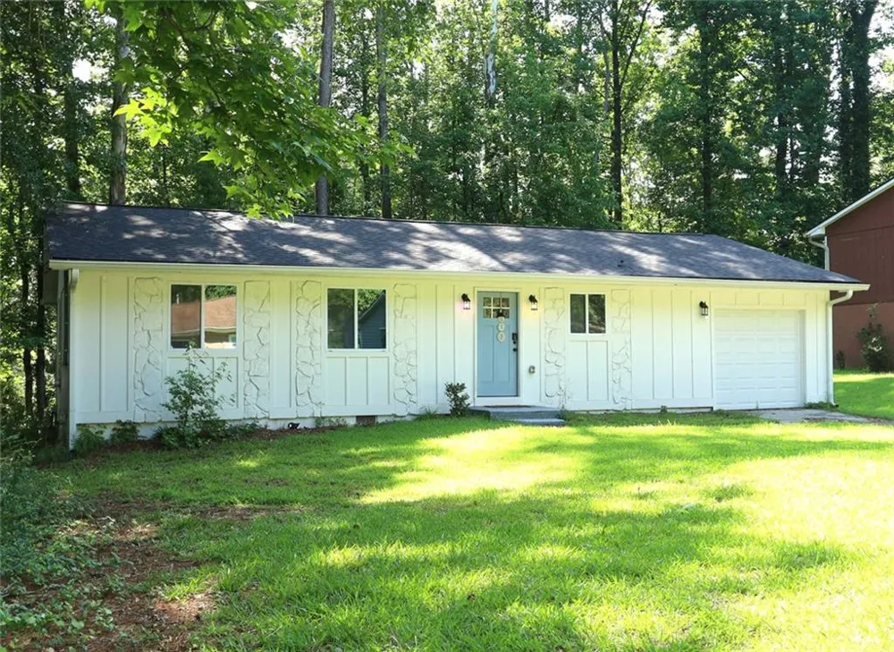 3572 Orbit Court Ellenwood, GA 30294