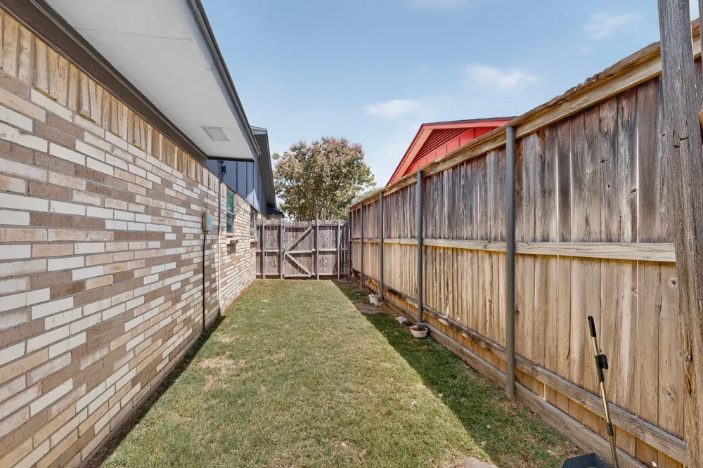 2412 Monticello Drive Mesquite, TX 75149