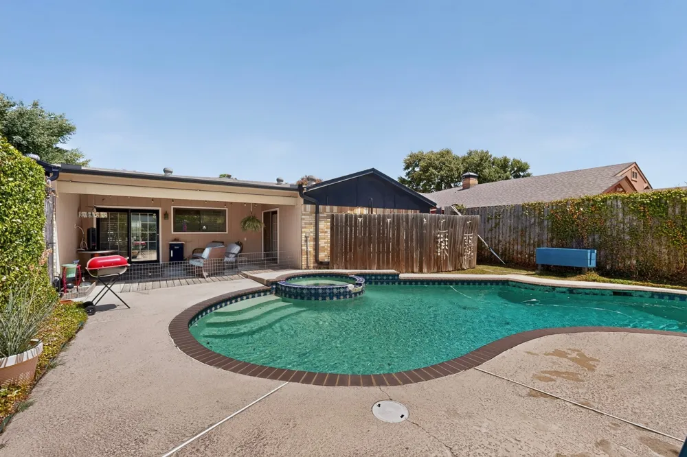 2412 Monticello Drive Mesquite, TX 75149