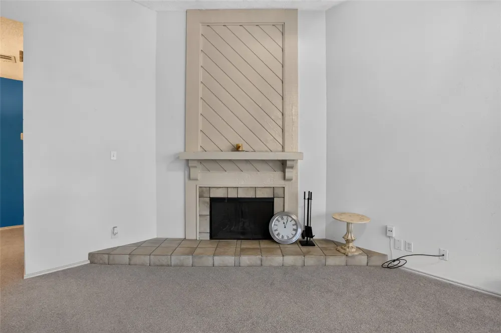 2105 Count Fleet Drive #217 Arlington, TX 76011