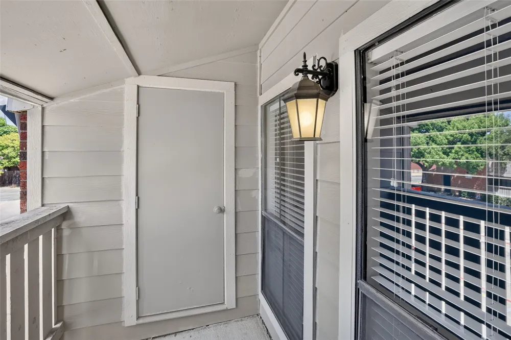 2105 Count Fleet Drive #217 Arlington, TX 76011