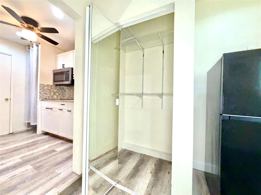 3548 NW 39th Avenue Lauderdale Lakes, FL 33309