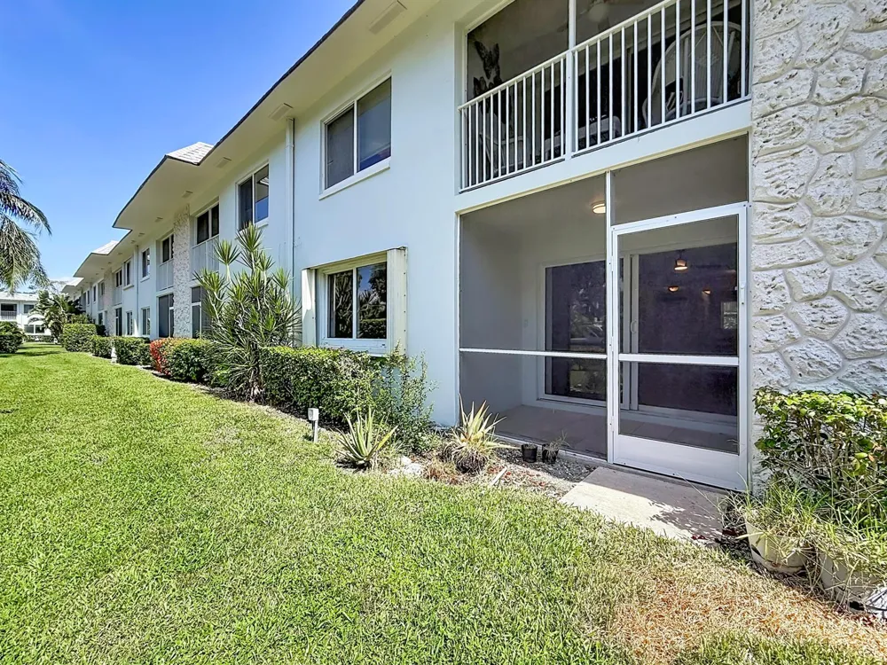 207 TROPIC ISLE DRIVE #1130 Delray Beach, FL 33483