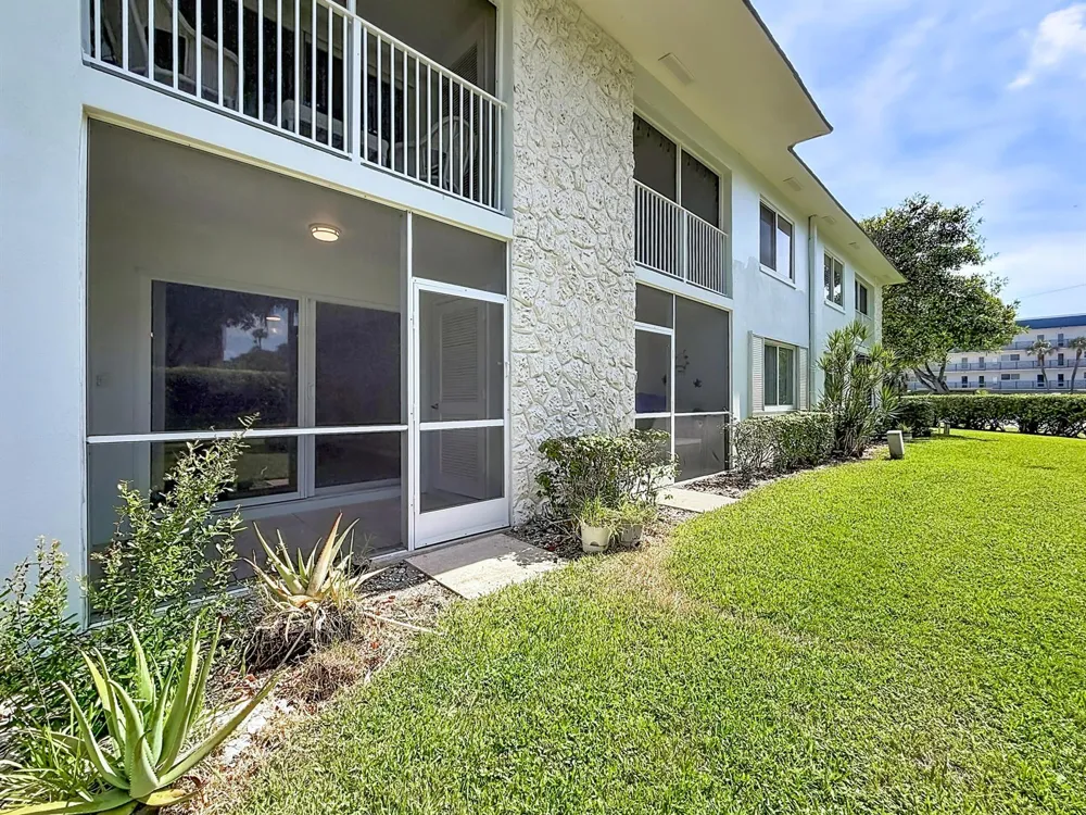 207 TROPIC ISLE DRIVE #1130 Delray Beach, FL 33483