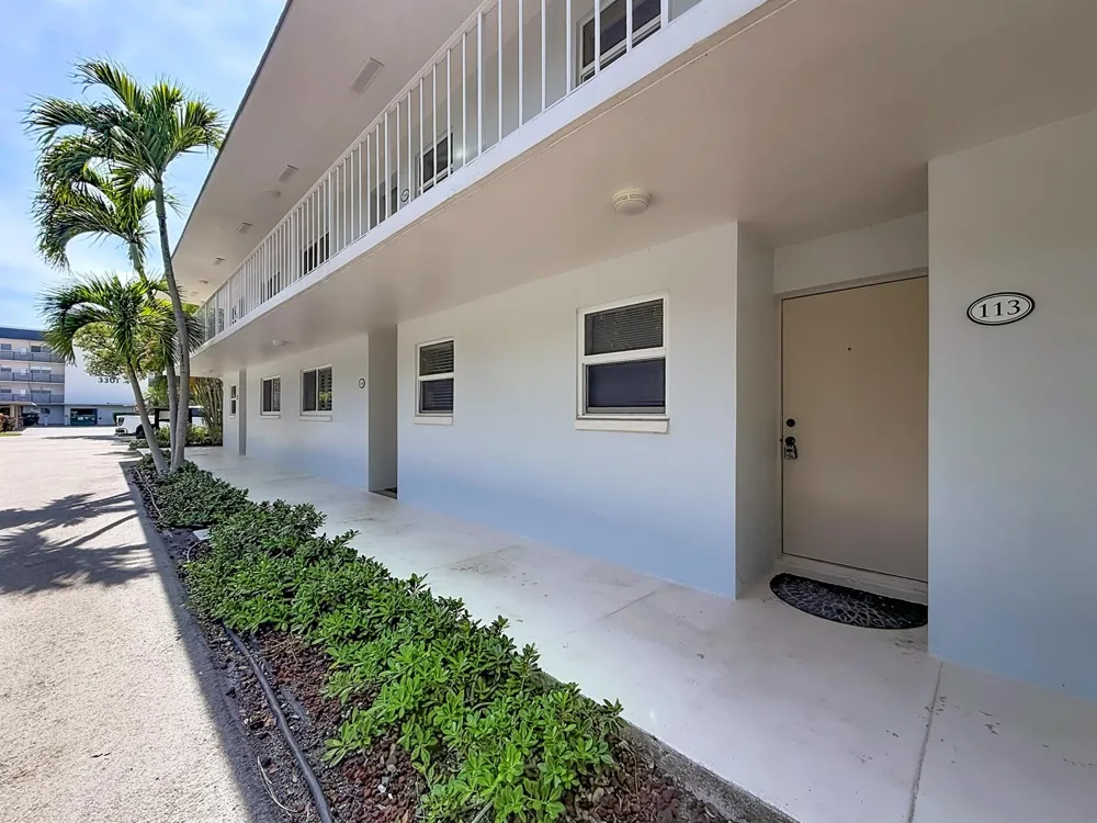 207 TROPIC ISLE DRIVE #1130 Delray Beach, FL 33483