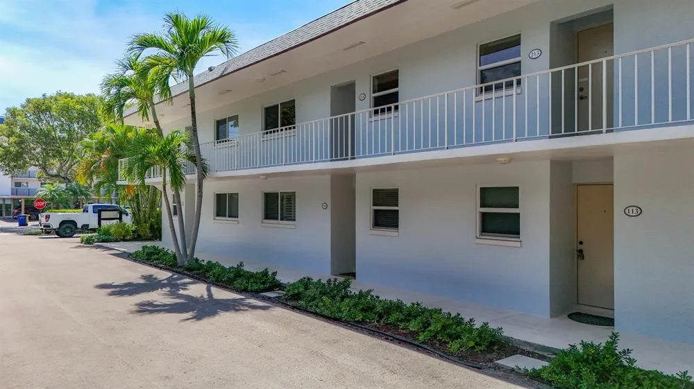 207 TROPIC ISLE DRIVE #1130 Delray Beach, FL 33483
