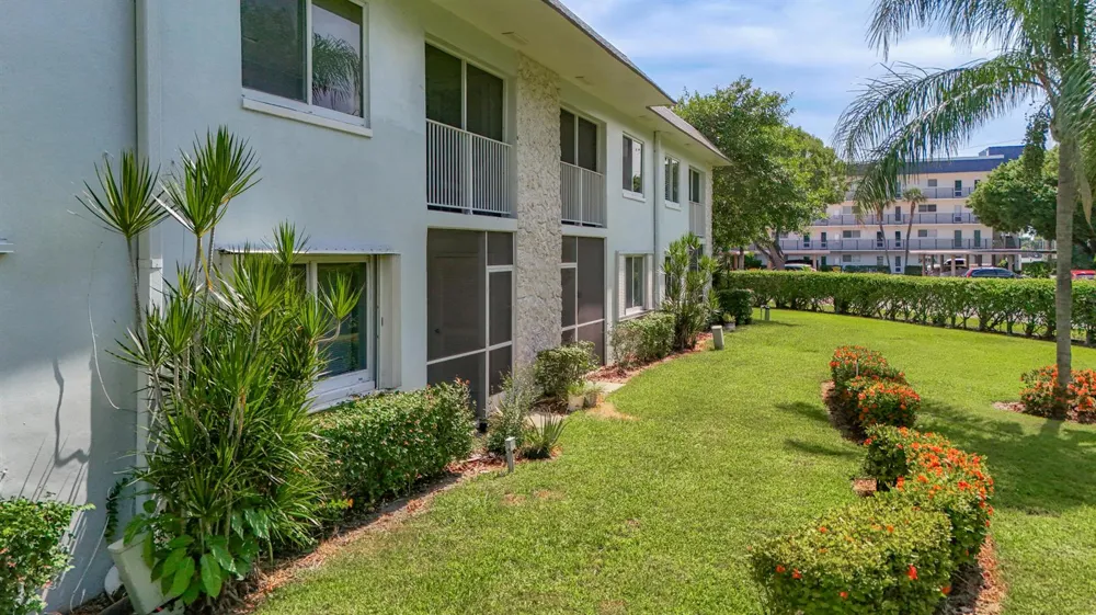 207 TROPIC ISLE DRIVE #1130 Delray Beach, FL 33483