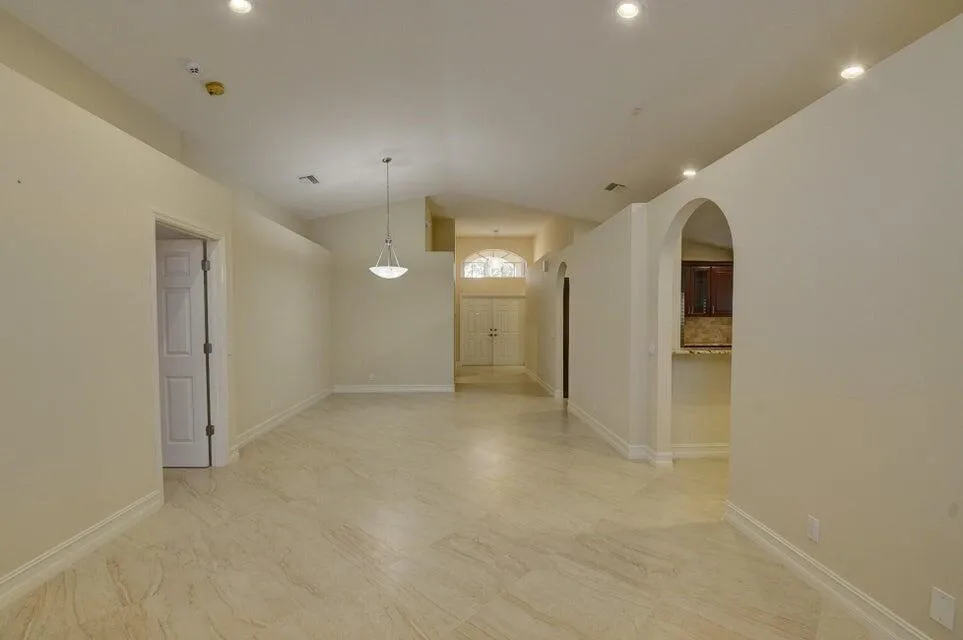 18967 Treble Lane Boca Raton, FL 33498