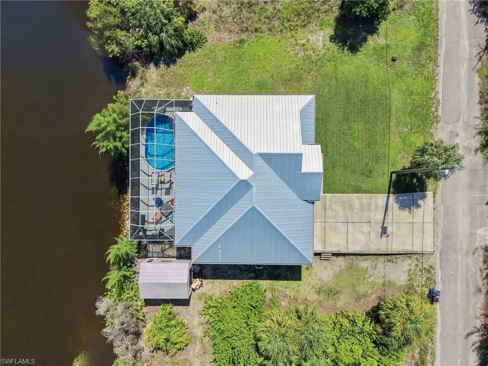 3400 Coquina Lane St. James City, FL 33956