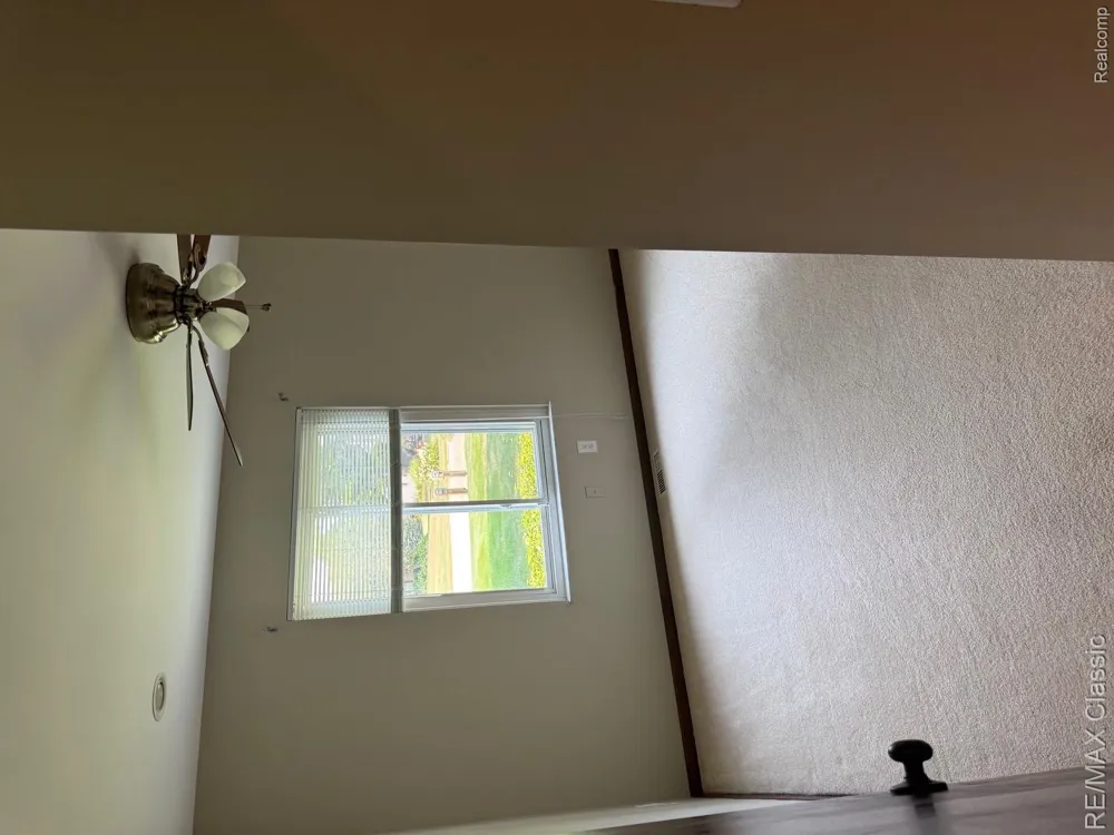 5050 Winewood Lane Commerce Charter Township, MI 48382