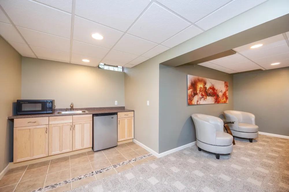 2280 Ivy Hill Drive Commerce Charter Township, MI 48382
