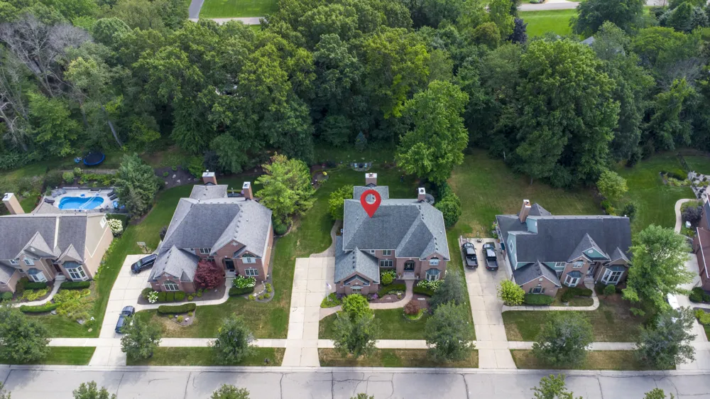 2280 Ivy Hill Drive Commerce Charter Township, MI 48382