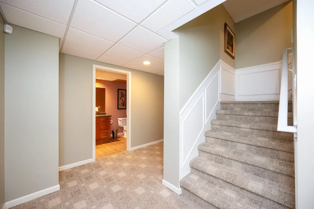 2280 Ivy Hill Drive Commerce Charter Township, MI 48382