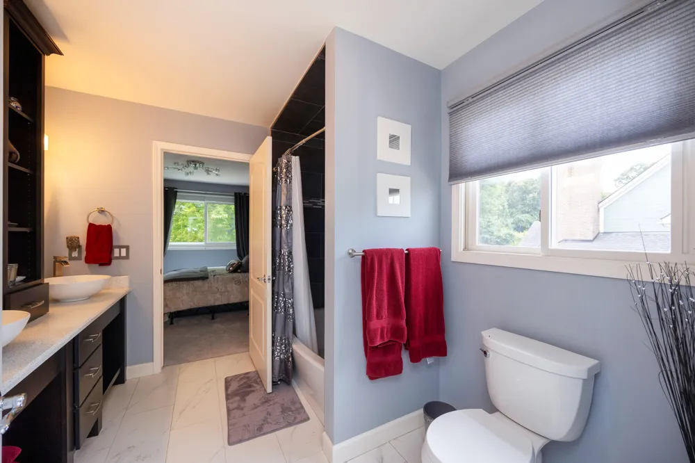 2280 Ivy Hill Drive Commerce Charter Township, MI 48382