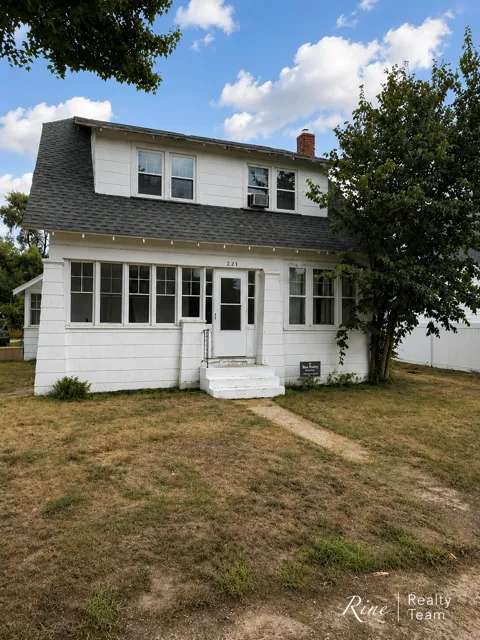 264 Cass Street