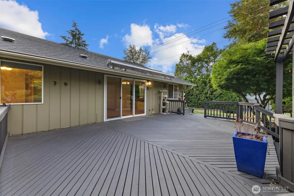 15205 103rd Avenue Ct E Puyallup, WA 98374