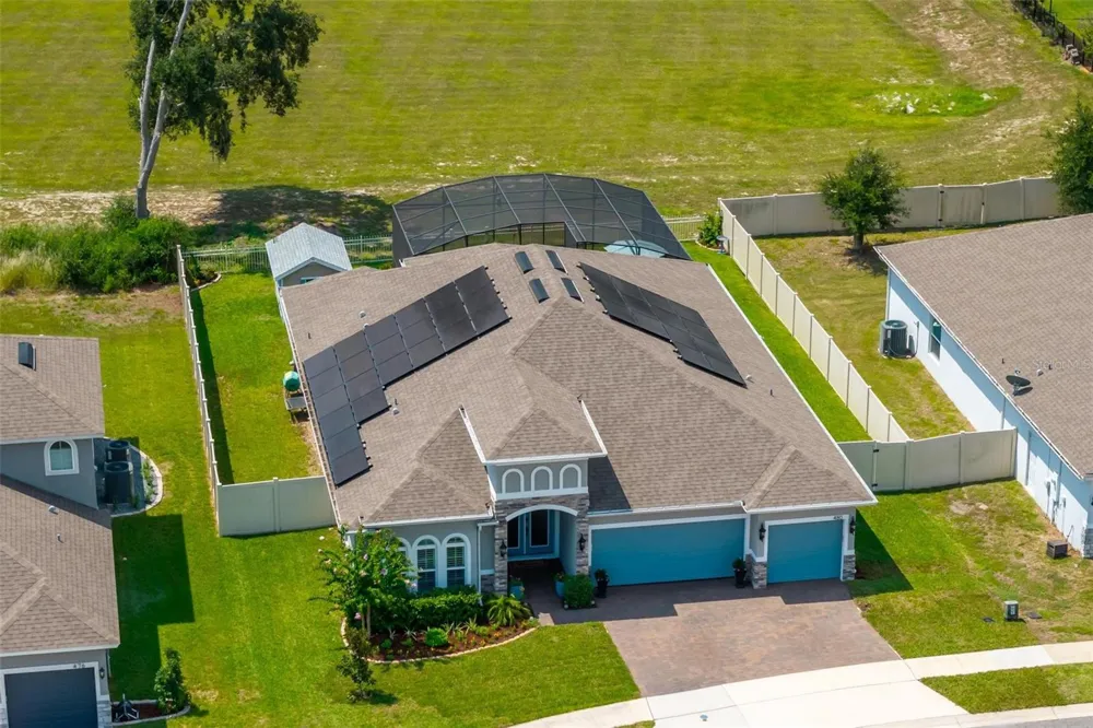 480 AVILA PLACE Howey In The Hills, FL 34737
