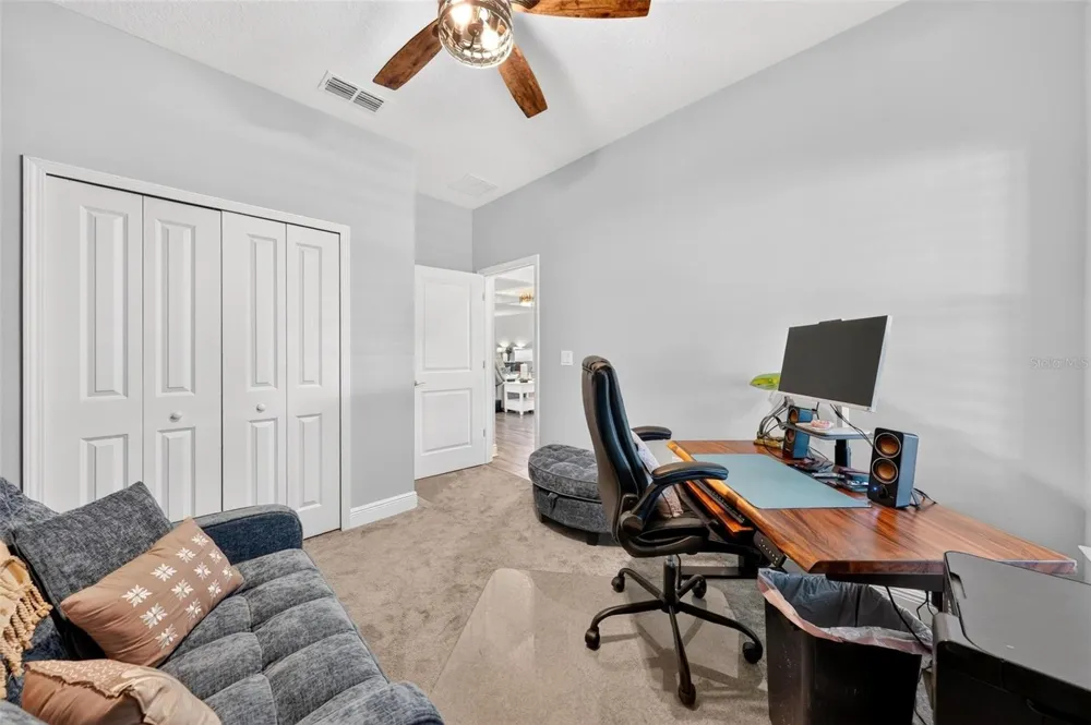 480 AVILA PLACE Howey In The Hills, FL 34737