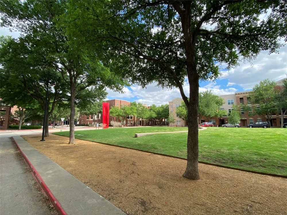 15831 Breedlove Place #118 Addison, TX 75001
