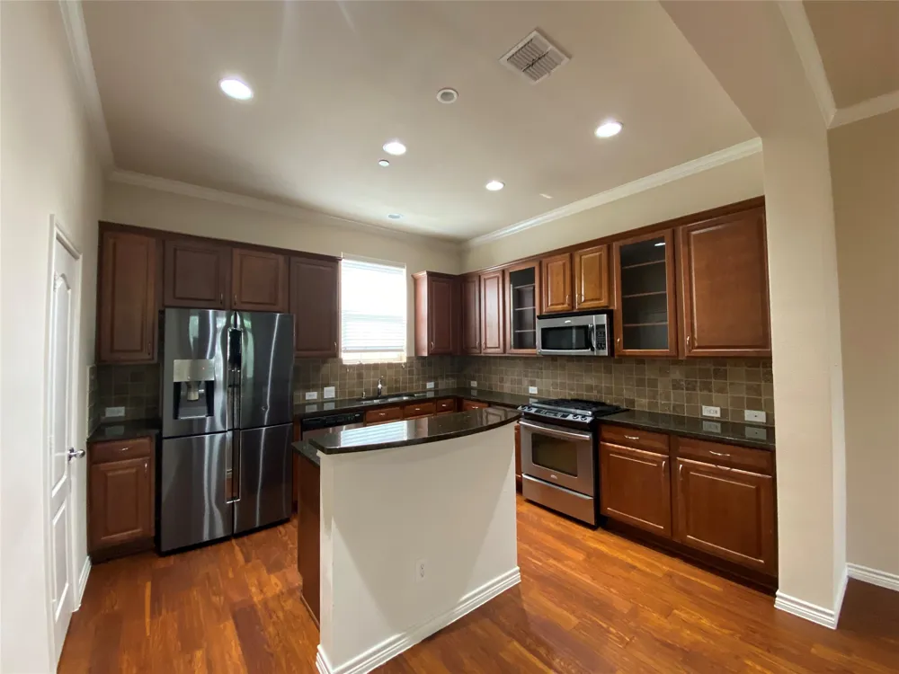 15831 Breedlove Place #118 Addison, TX 75001