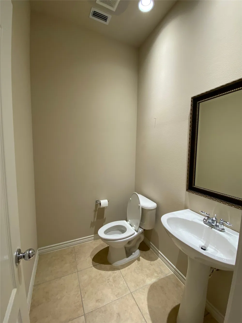 15831 Breedlove Place #118 Addison, TX 75001