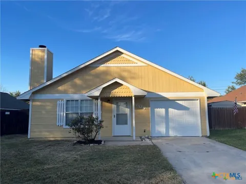 3605 Trotwood Trail