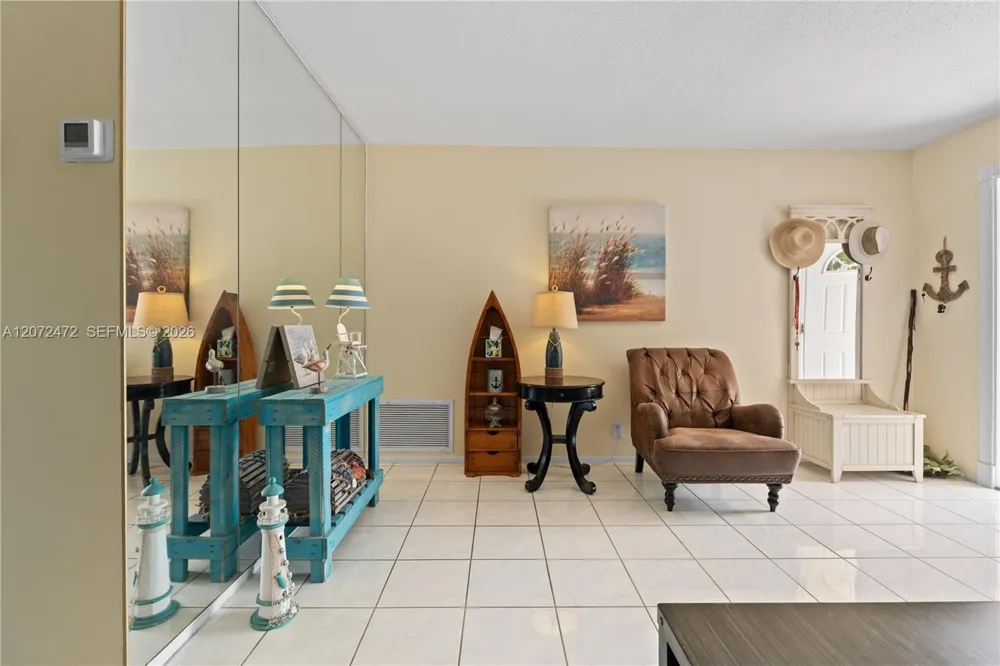 5713 NW 68th Ter Tamarac, FL 33321