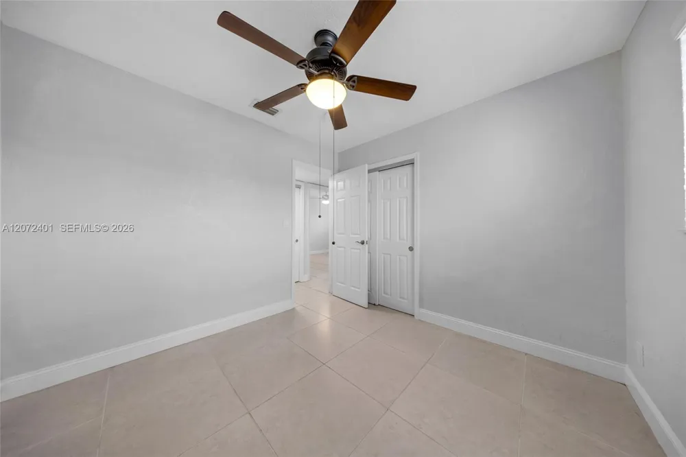 8801 SW 17th St Miami, FL 33165