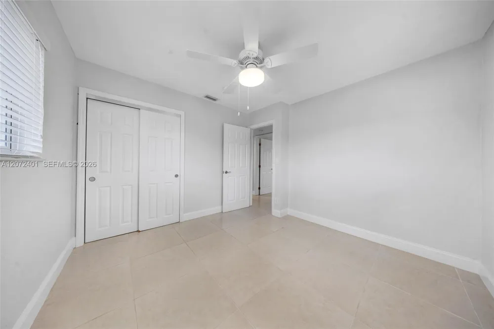 8801 SW 17th St Miami, FL 33165