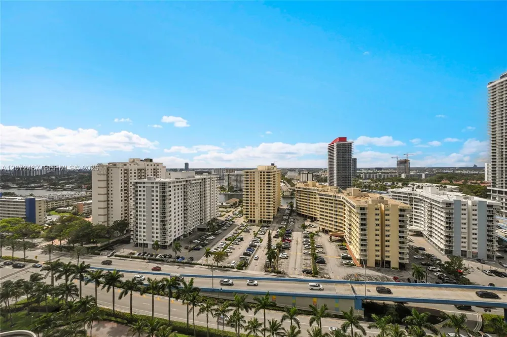 1830 S Ocean Dr #1907 Hallandale Beach, FL 33009