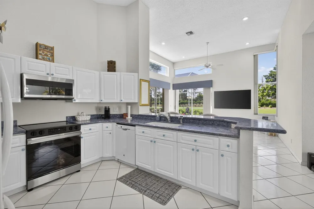 4912 Exeter Estate Lane Lake Worth, FL 33449