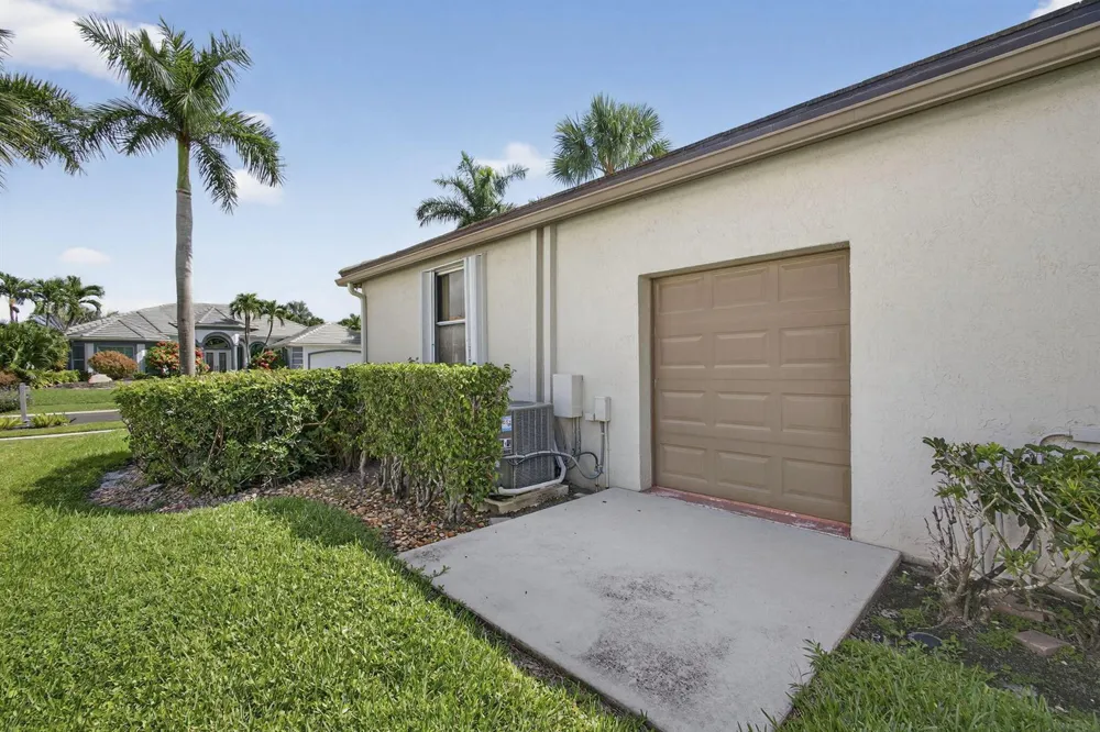 4912 Exeter Estate Lane Lake Worth, FL 33449