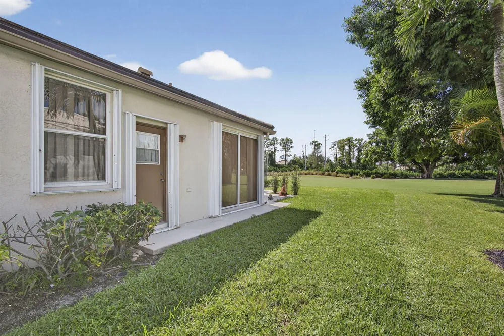 4912 Exeter Estate Lane Lake Worth, FL 33449