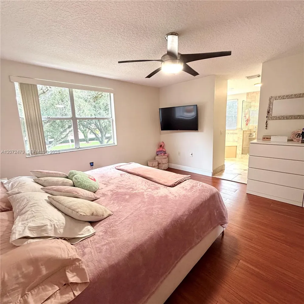 12672 NW 11th Ct Sunrise, FL 33323