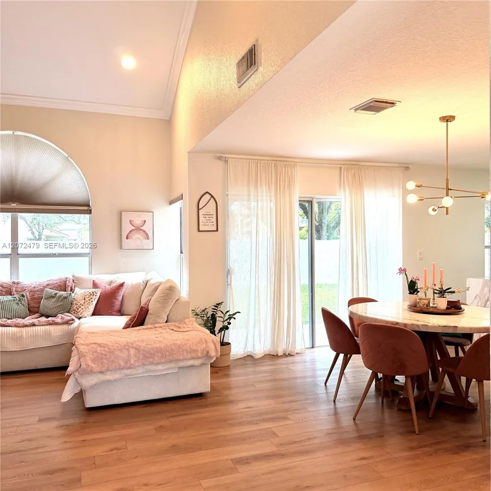 12672 NW 11th Ct Sunrise, FL 33323