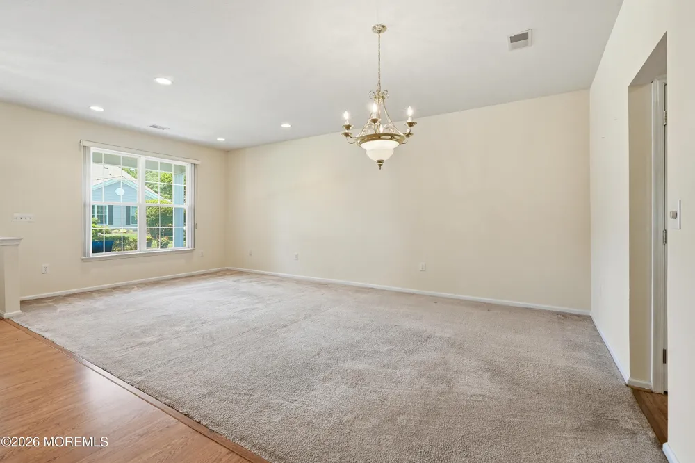 83 Jadelawns Drive Lakewood, NJ 08701