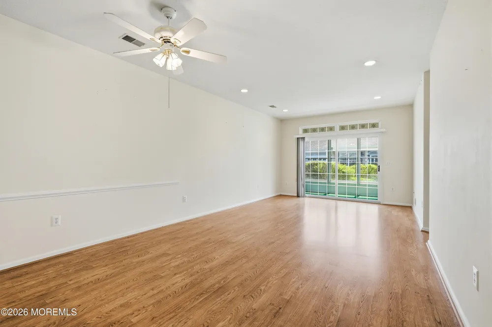 83 Jadelawns Drive Lakewood, NJ 08701