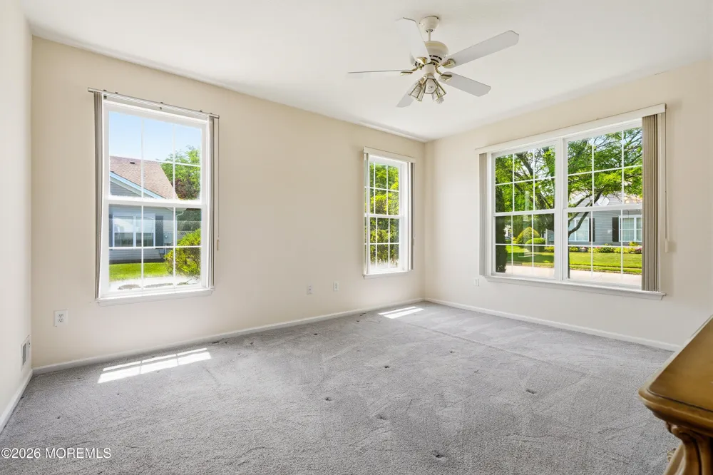 83 Jadelawns Drive Lakewood, NJ 08701