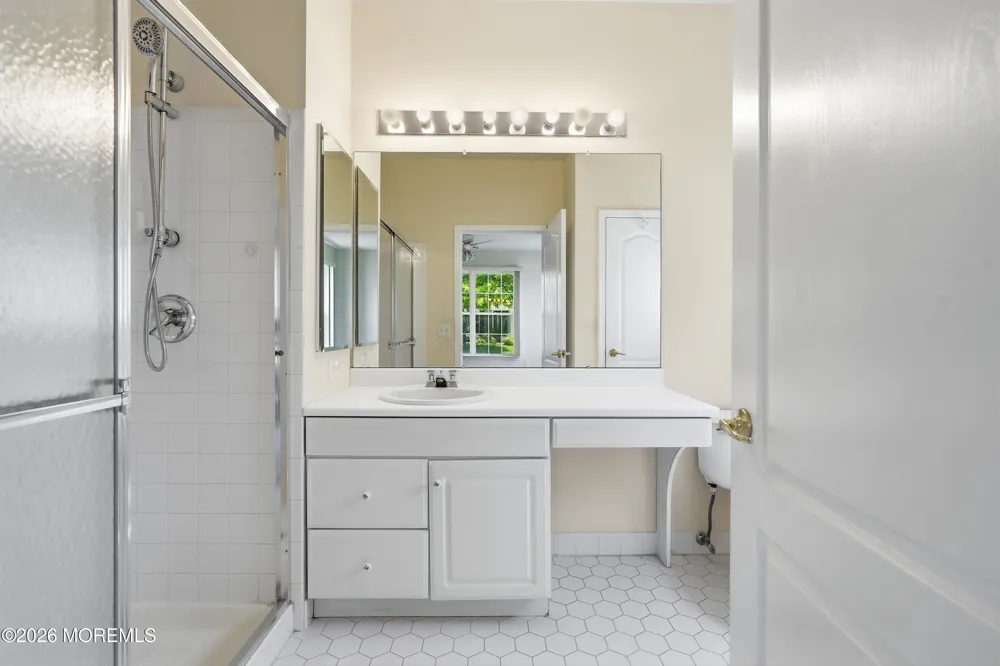 83 Jadelawns Drive Lakewood, NJ 08701
