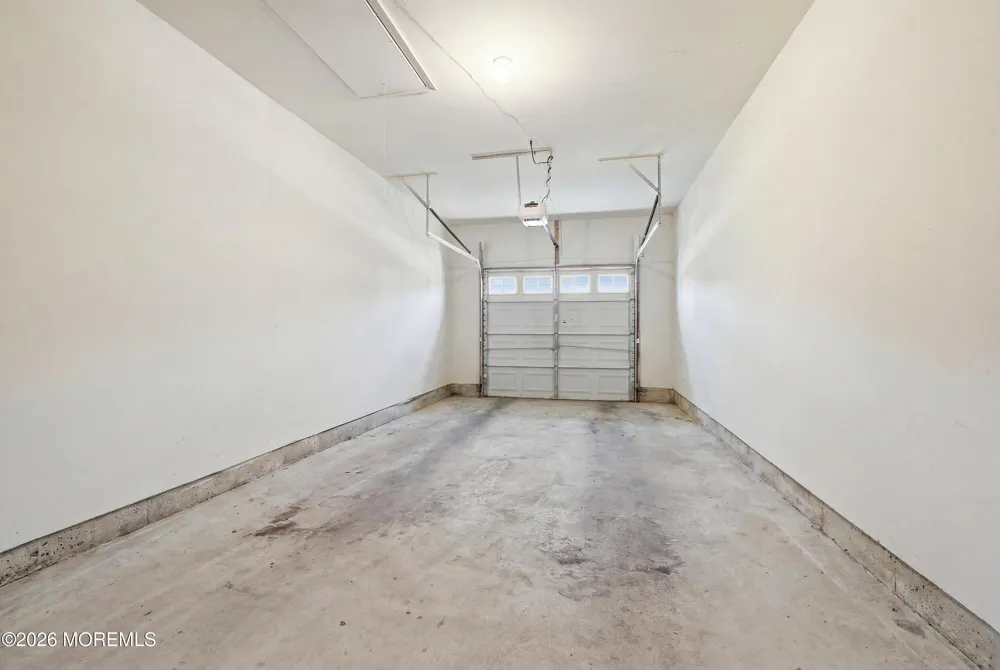 83 Jadelawns Drive Lakewood, NJ 08701