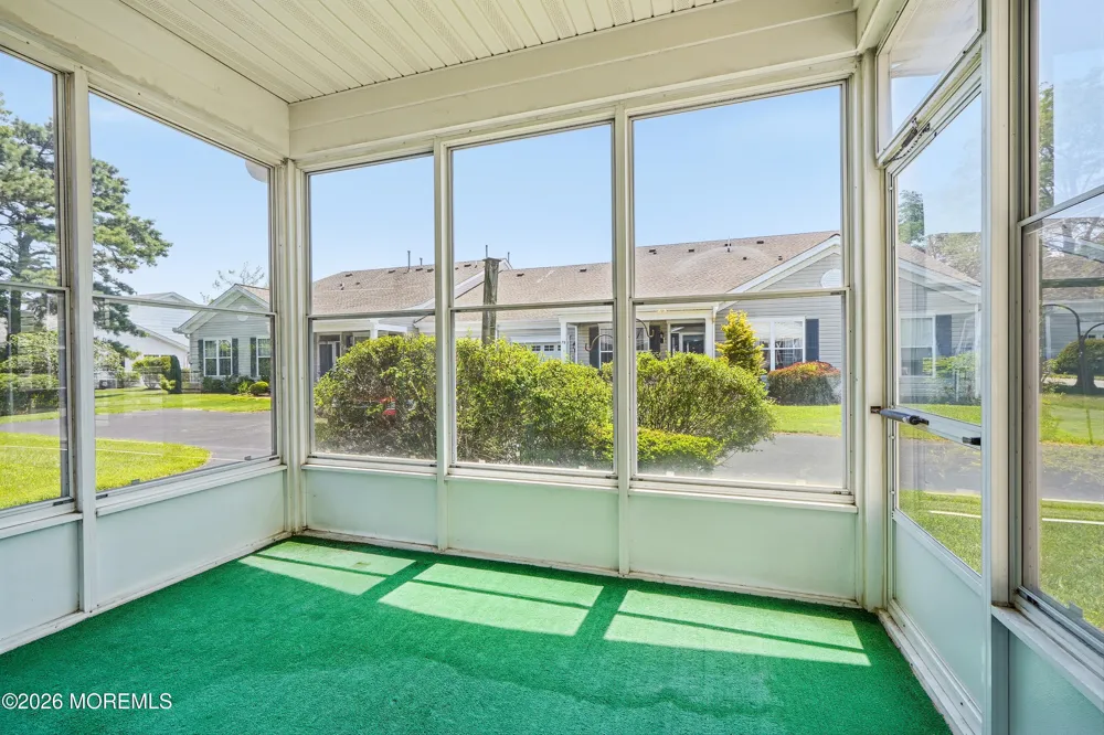 83 Jadelawns Drive Lakewood, NJ 08701